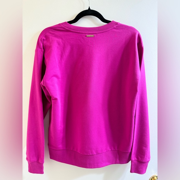 Michael Kors Fuchsia Sweatshirt with Gold MK Logo Size M
Excellent Condition - Picture 3 of 6